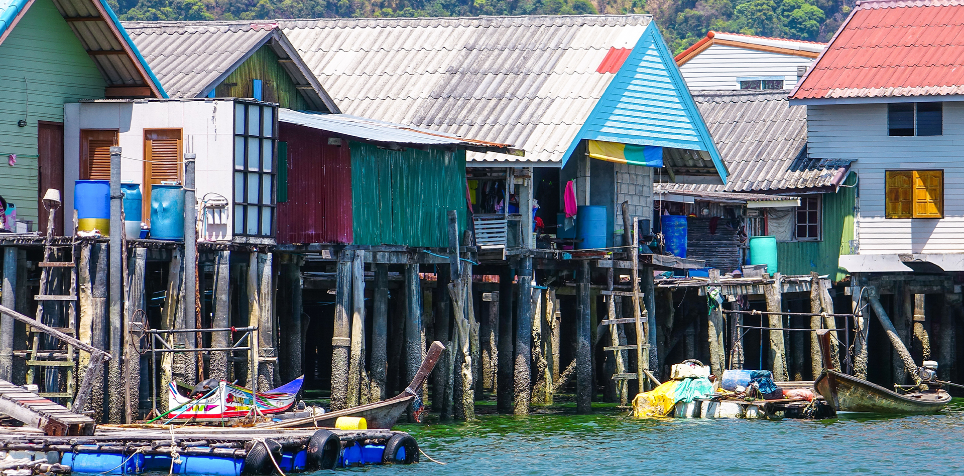 colourful fishermen houses thailand